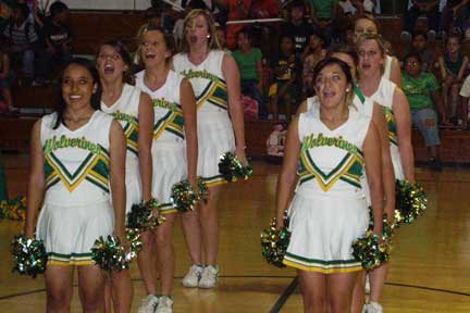 Springlake-Earth High School Cheerleaders